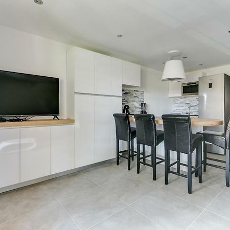 Le Hameau Des Pins Apartman Saint-Raphaël Kültér fotó