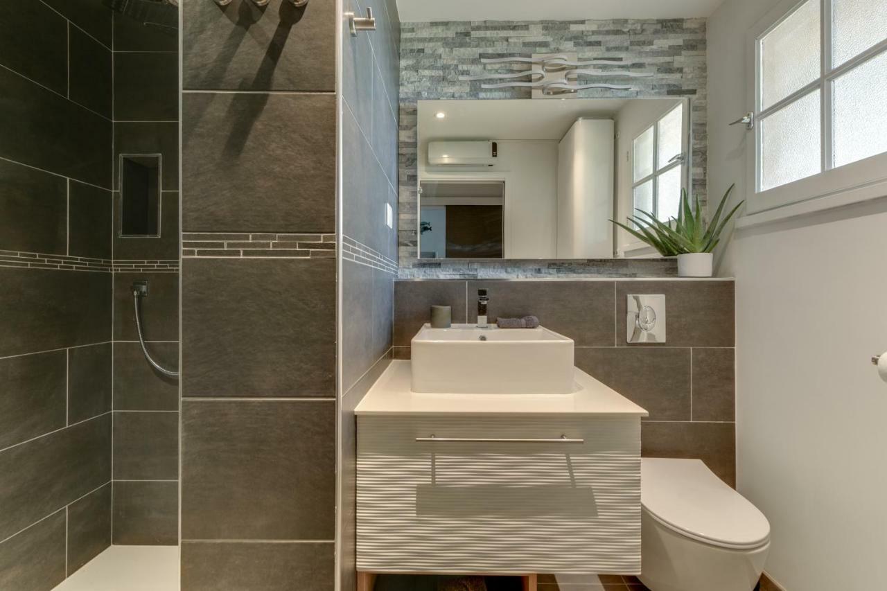 Le Hameau Des Pins Apartman Saint-Raphaël Kültér fotó