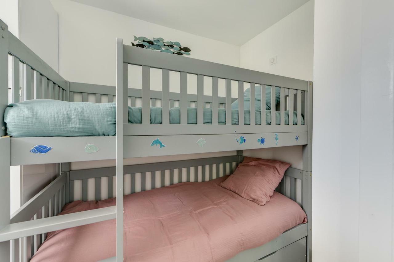 Le Hameau Des Pins Apartman Saint-Raphaël Kültér fotó